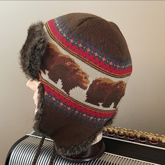 Target Other - NWOT- SUPER WARM FLEECE LINED KNIT BEAR HAT